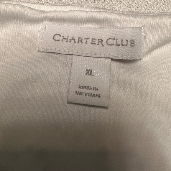 Charter Club. White lace top with liner under lace. Jersey stretch. Small pic - Picture 3 of 5